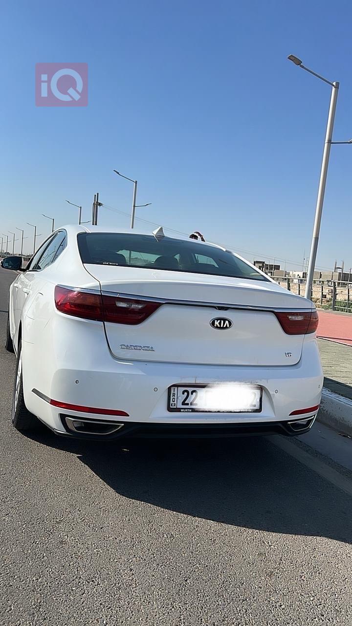 كيا كادينزا